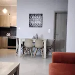 Thea Family 3 Apartment