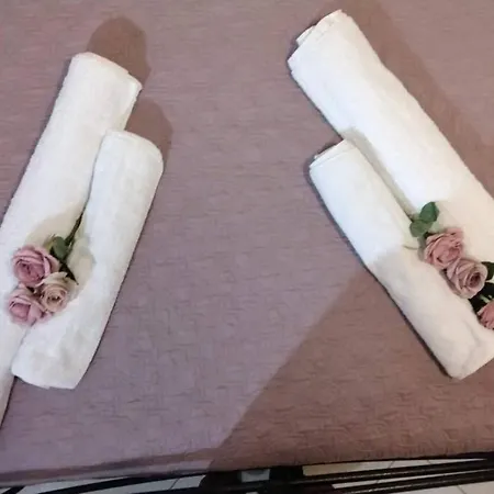 Thea Family 3 Apartment