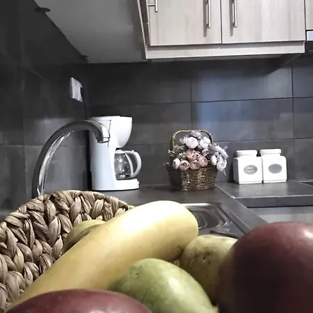 Thea Family 3 Geni (Lefkada)